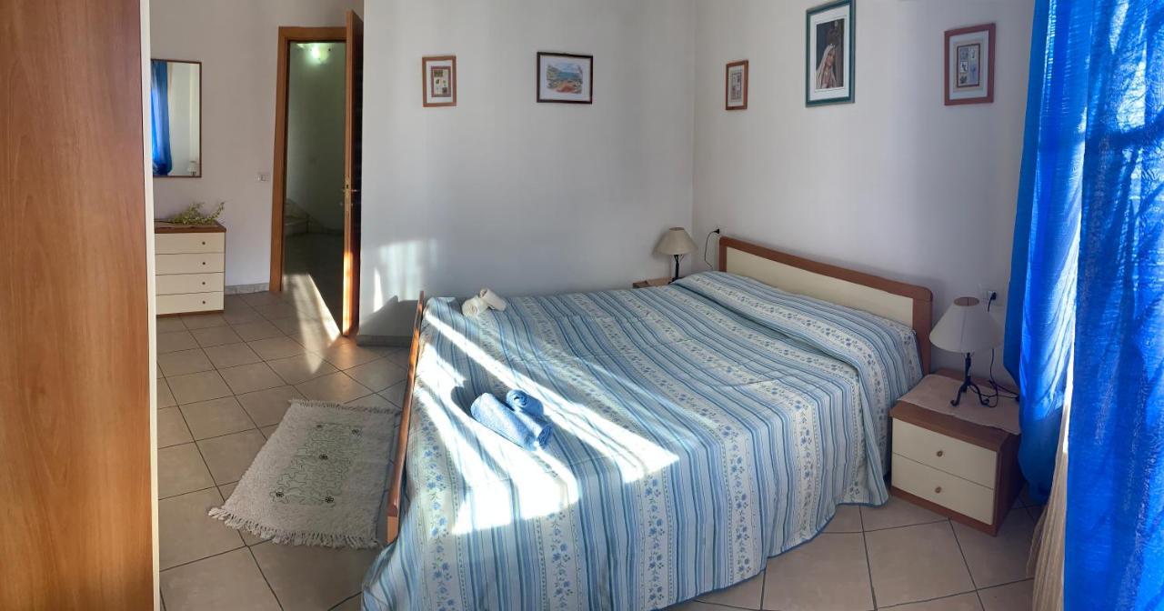 Casa Ziu Juanne Apartman Orosei Kültér fotó