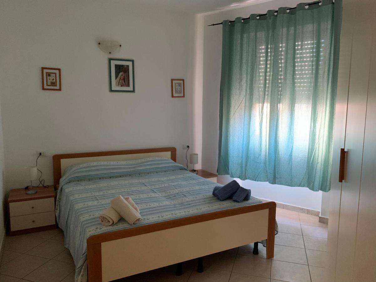 Casa Ziu Juanne Apartman Orosei Kültér fotó
