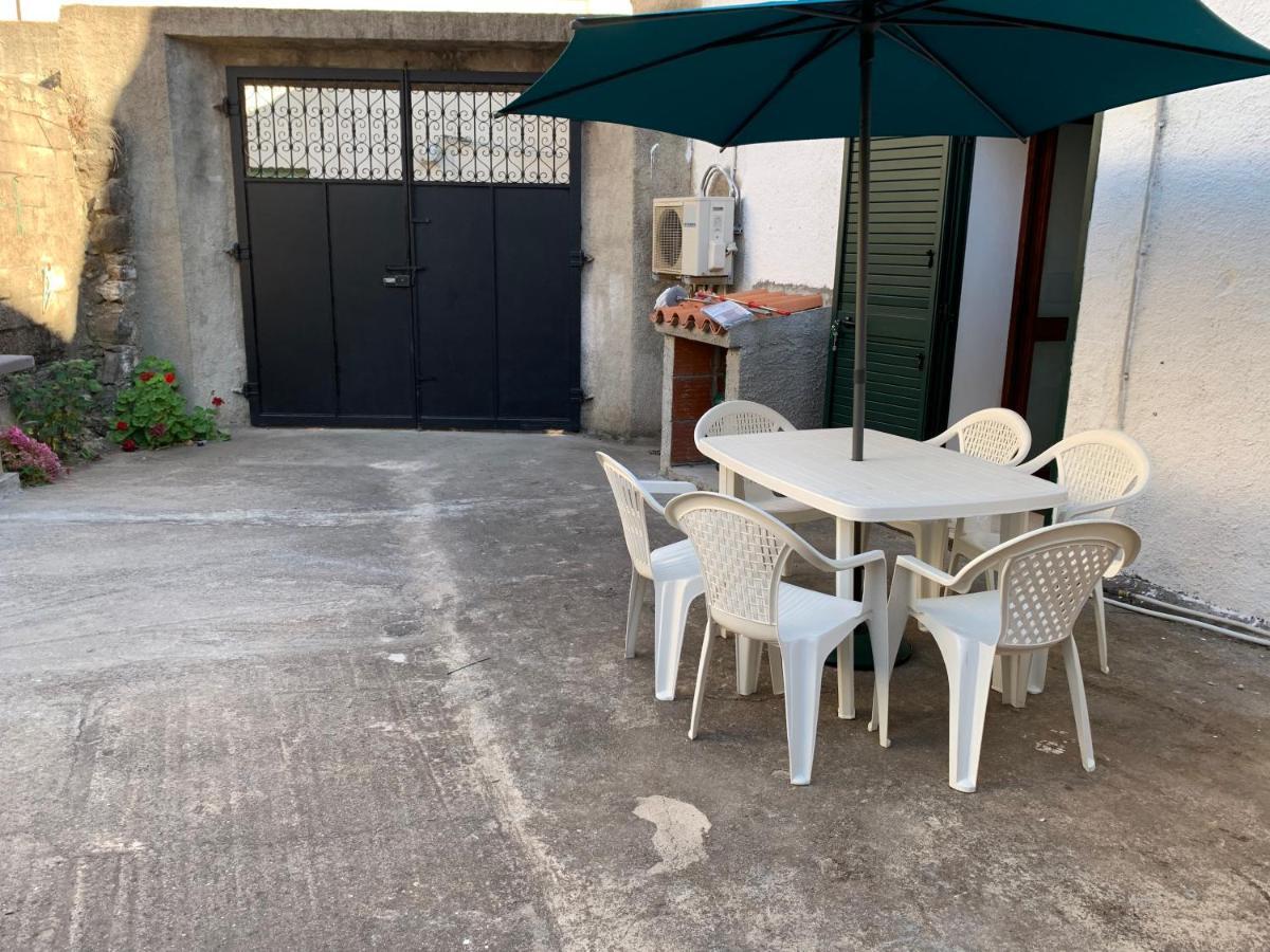 Casa Ziu Juanne Apartman Orosei Kültér fotó